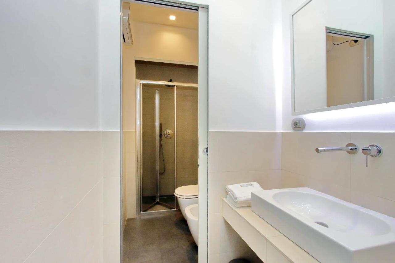 Trastevere Suites & Spa Rome Exterior photo
