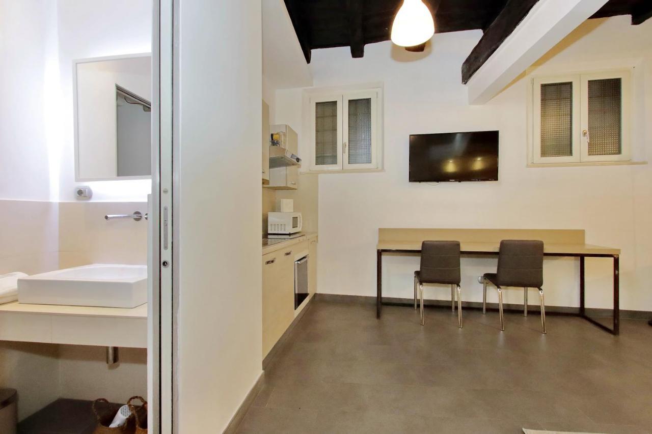 Trastevere Suites & Spa Rome Exterior photo